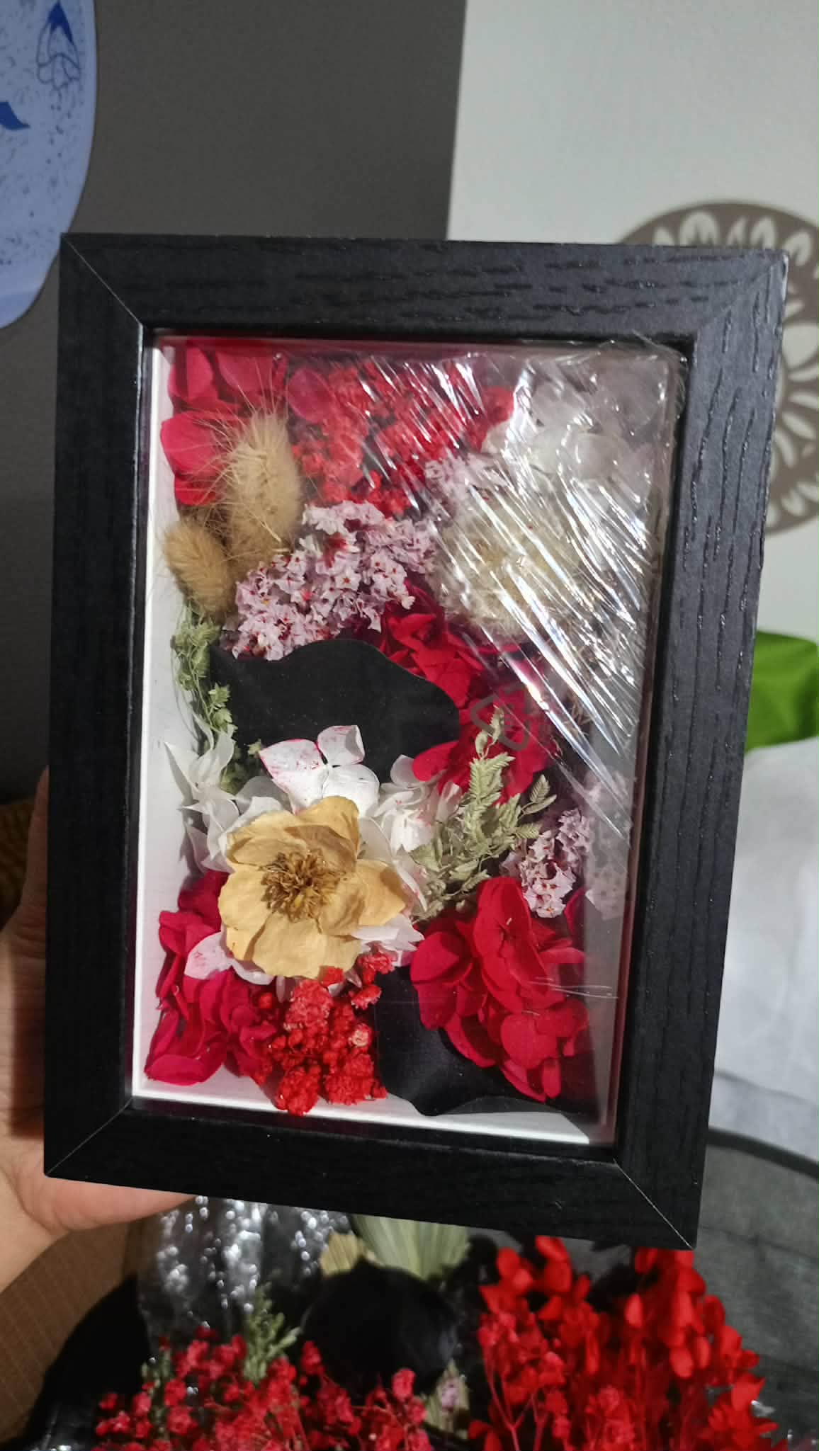 Mixed Color Dried Flower Arrangement in Frame